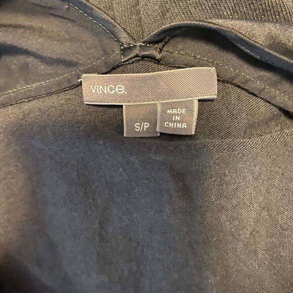 Vince. V-neck Silk Mixed Media Tunic Top Size Small - Picture 5 of 6